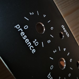 Faceplates ενισχυτών κατά παραγγελία