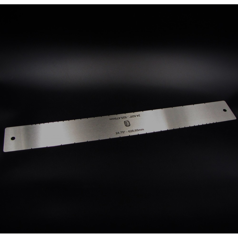 Πατρόν διπλής κλίμακας για κοπή υποδοχών τάστων